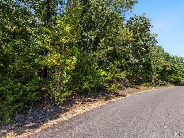 1895 Lakeshore Drive , Cuba, MO 65453