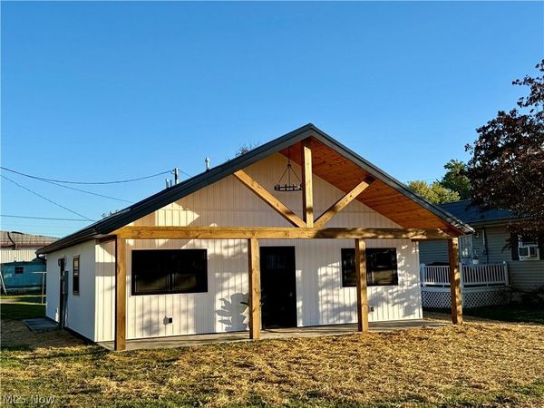 122 N 9th Street , Byesville, OH 43723