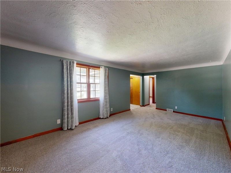 35952 Lakomis Drive, Eastlake, OH 44095 Photo 13