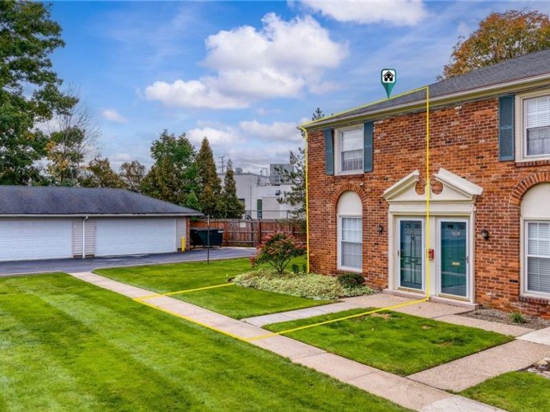 5616 Chelmsford Drive, Lyndhurst, OH 44124 Photo 4