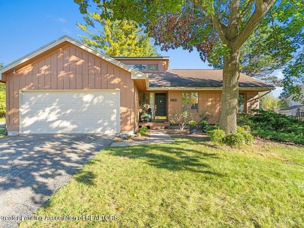 2580 Kodiak Drive, East Lansing, MI 48823