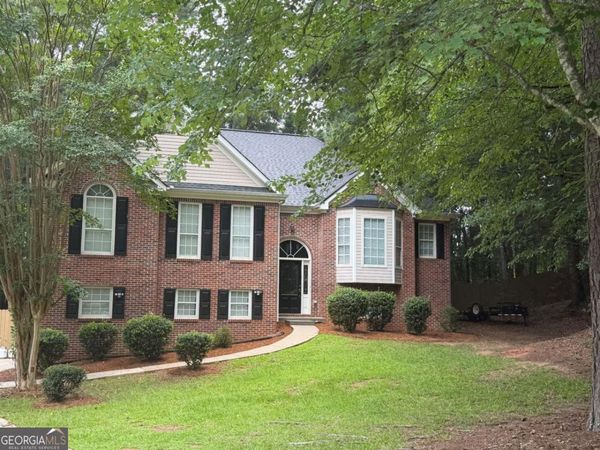 218 Oakwood Court, Mcdonough, GA 30252