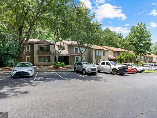 814 Seasons Parkway, Norcross, GA 30093