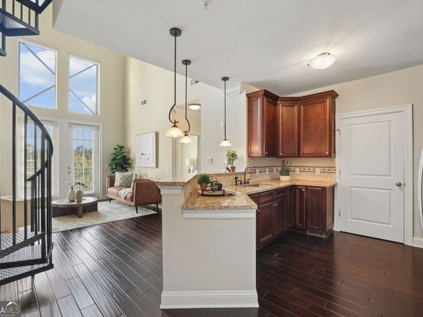 901 NE Abernathy Road, Unit 6030, Sandy Springs, GA 30328