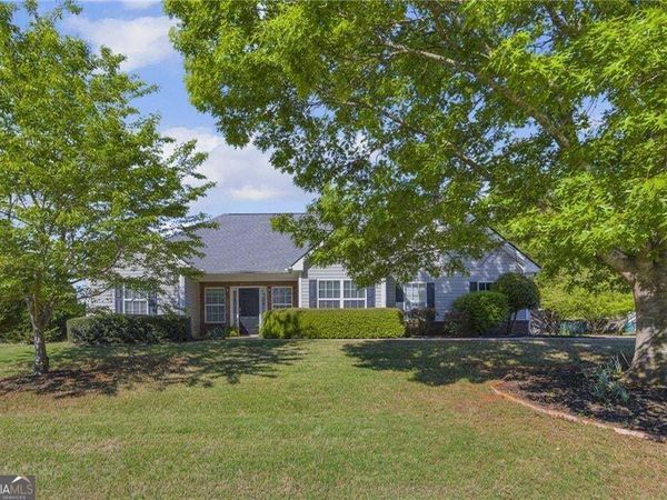 678 Bailey Drive, Jefferson, GA 30549