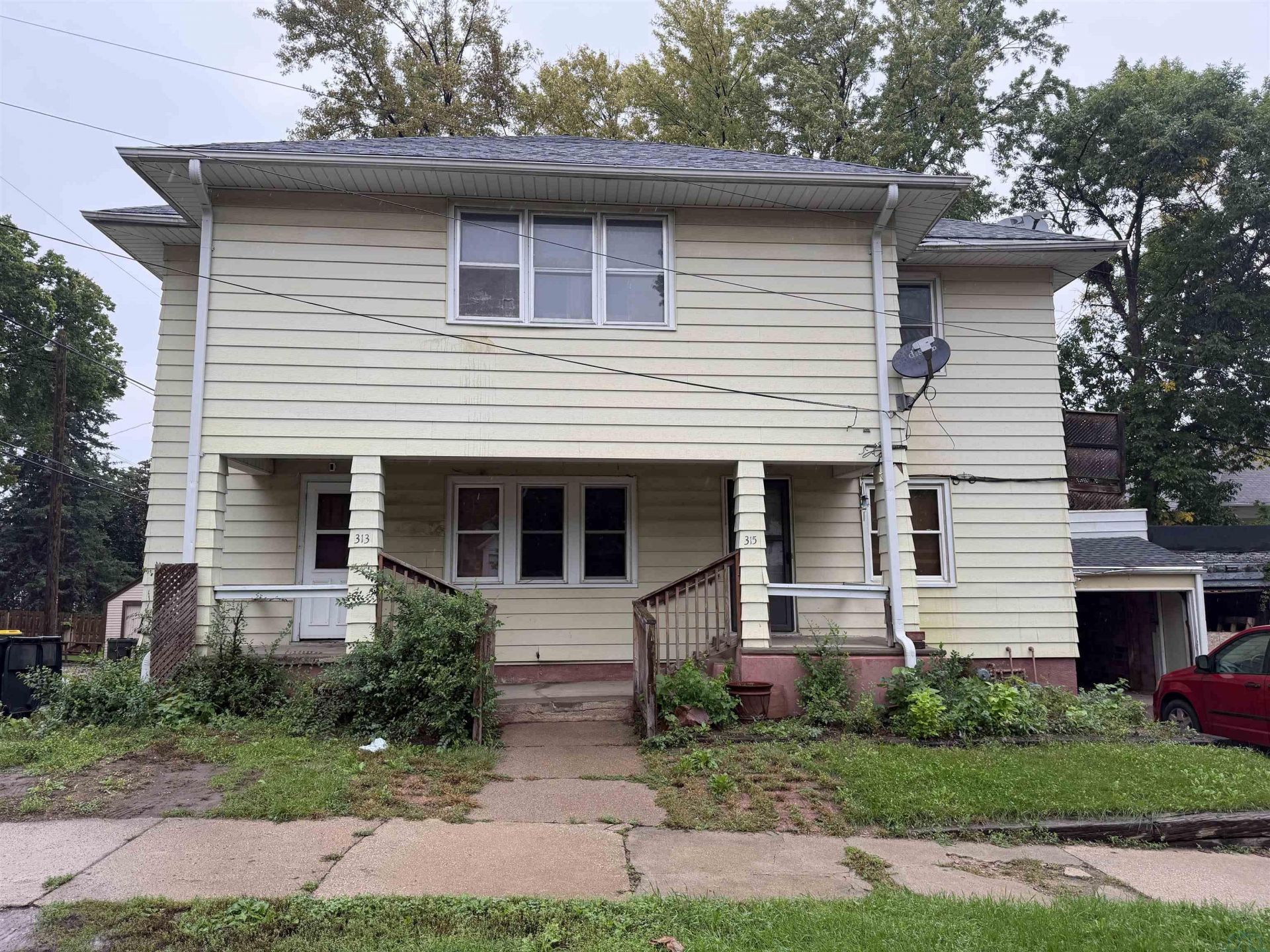 313 19th St, Sioux City, IA 51105 Main Photo