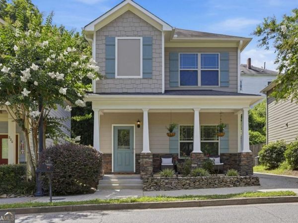 218 W Marietta Street, Canton, GA 30114