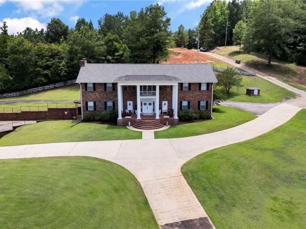 6926- Valley Lake Road, Cottondale, AL 35453