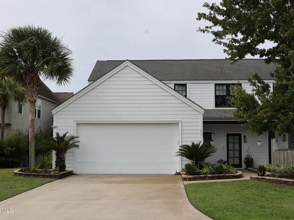 256 Bottlebrush Walk , Brunswick, GA 31525