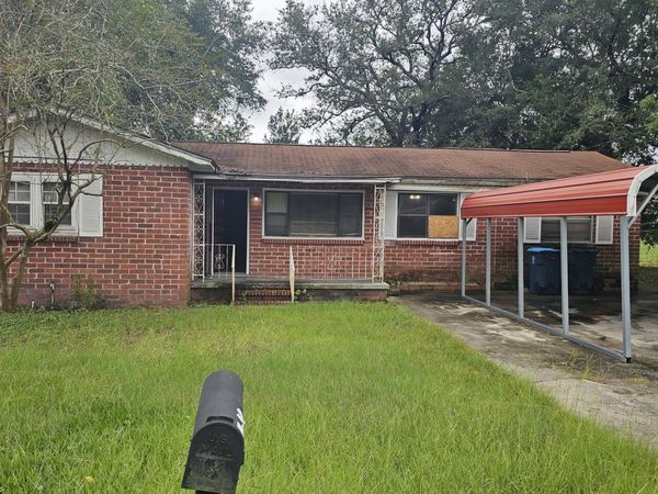 2804 Hopkins Avenue , Brunswick, GA 31520