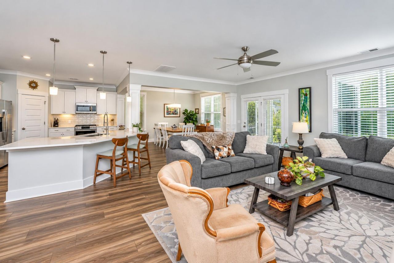 1126 Saltwater Circle Photo 5
