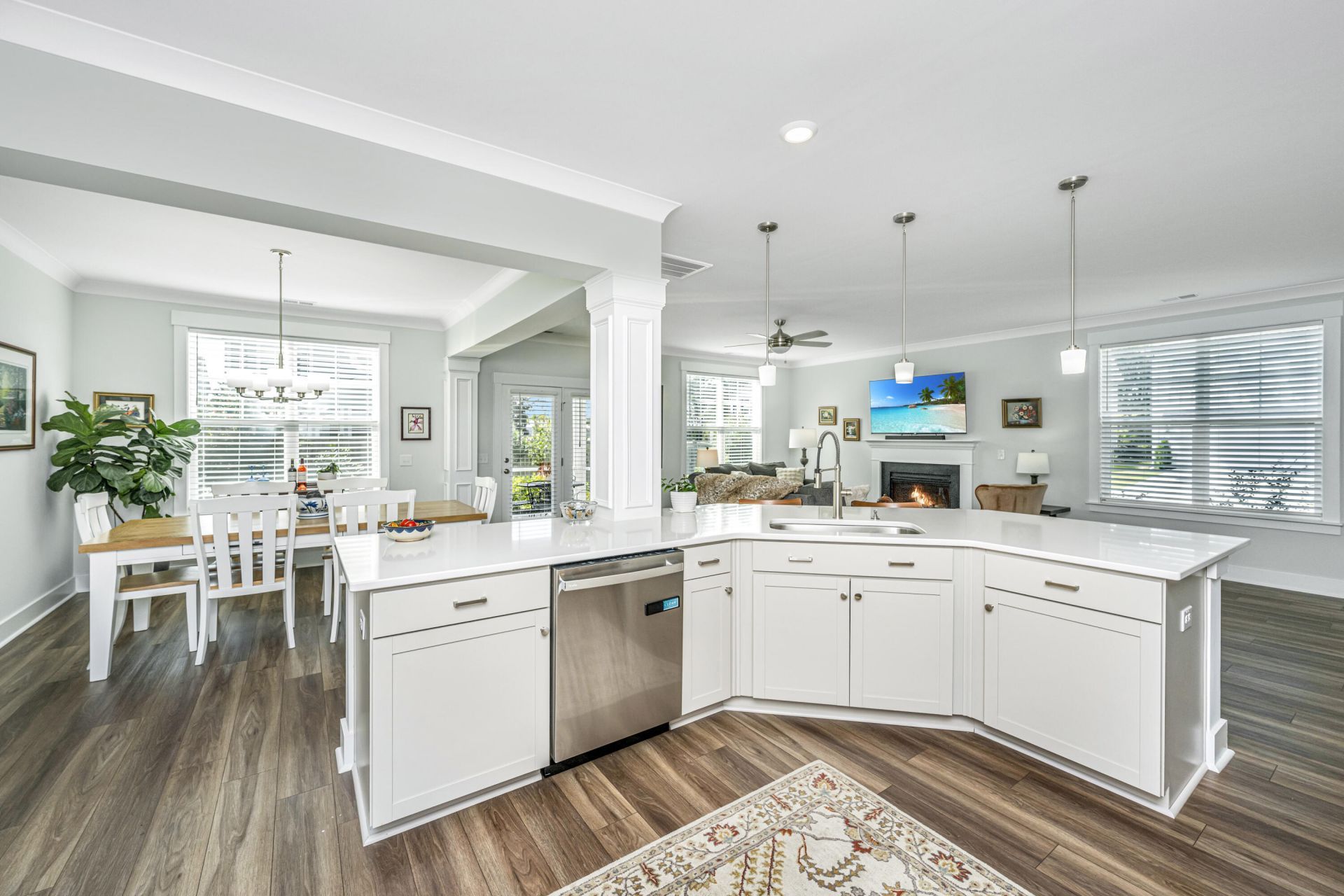 1126 Saltwater Circle Photo 9