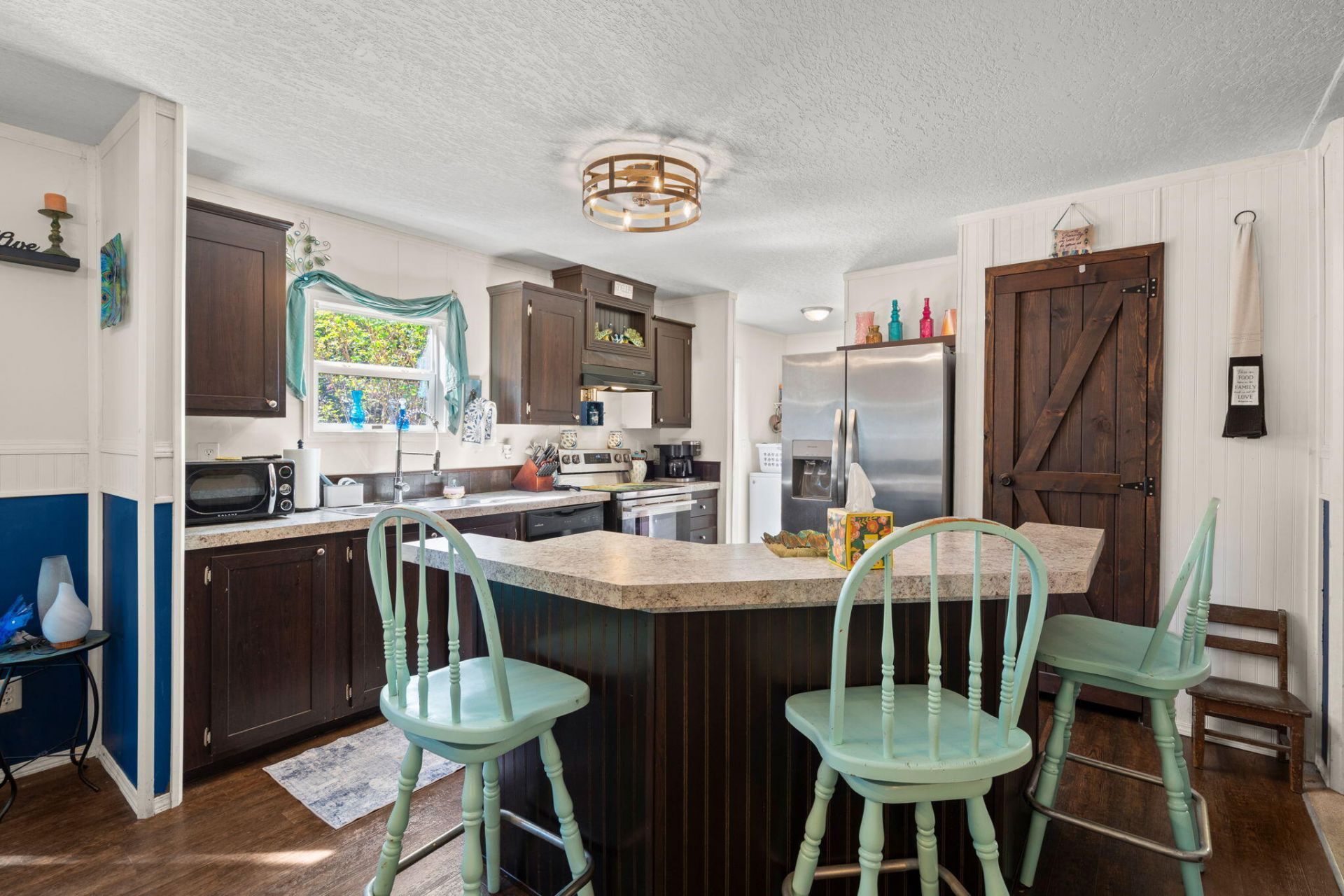 209 Twin Lake Drive Photo 10