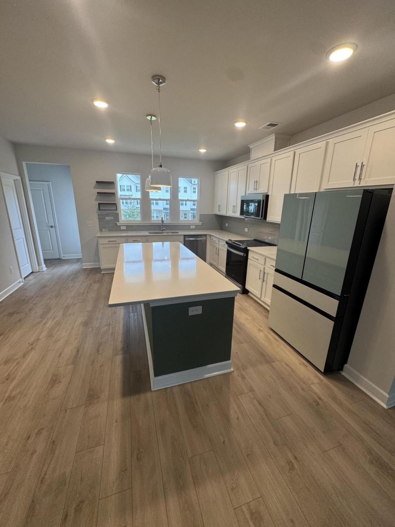 9412 Sun Fountain Drive Photo 12