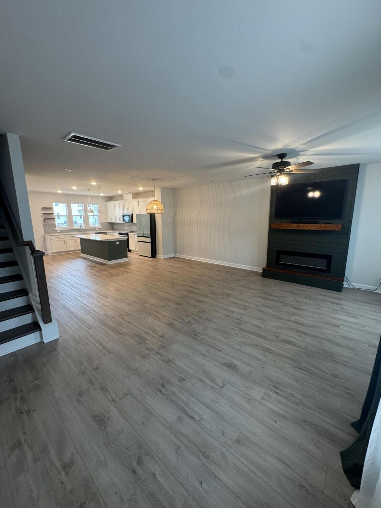 9412 Sun Fountain Drive Photo 21