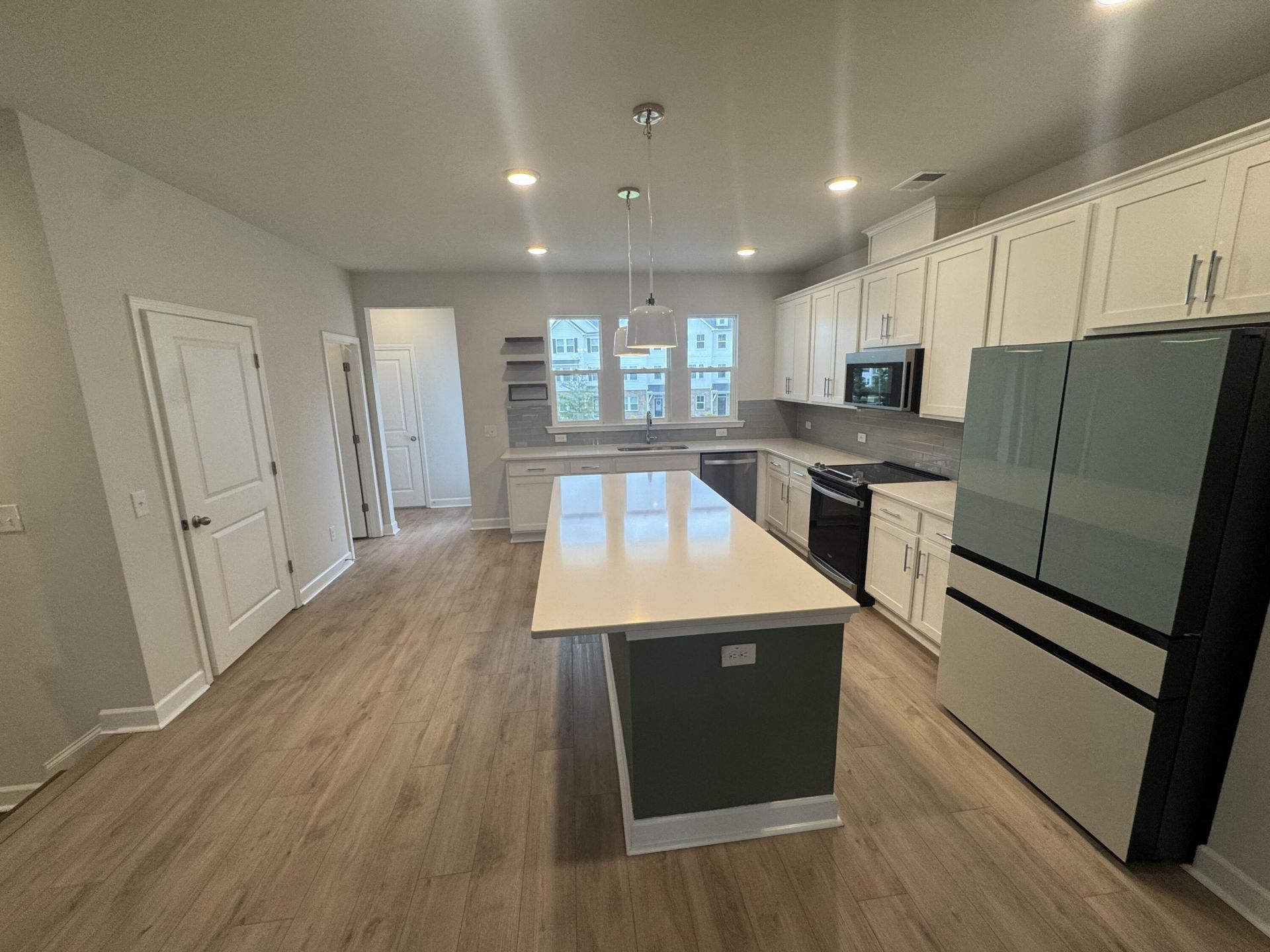 9412 Sun Fountain Drive Photo 5