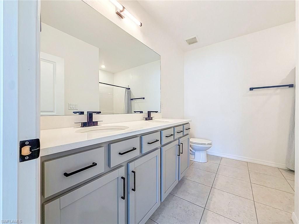 805 Whispering Pines Rd, Cape Coral, FL 33993 Photo