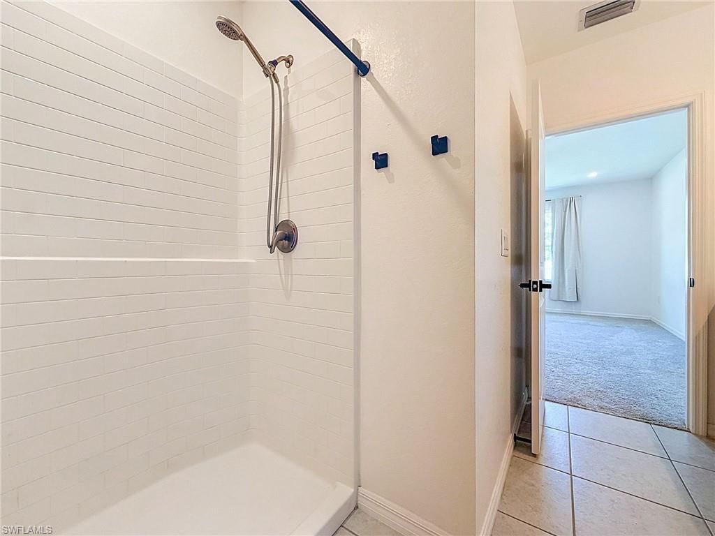 805 Whispering Pines Rd, Cape Coral, FL 33993 Photo