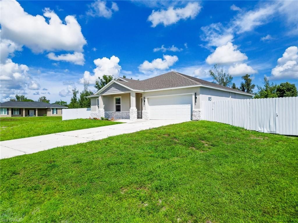 805 Whispering Pines Rd, Cape Coral, FL 33993 Photo