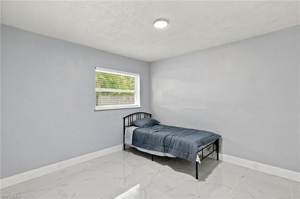 380 New York Dr , Fort Myers, FL 33905 Photo