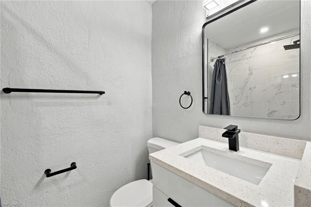 380 New York Dr , Fort Myers, FL 33905 Photo