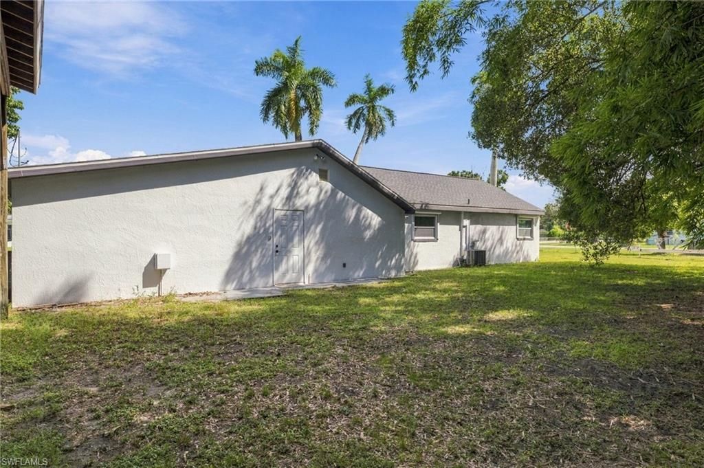 380 New York Dr , Fort Myers, FL 33905 Photo