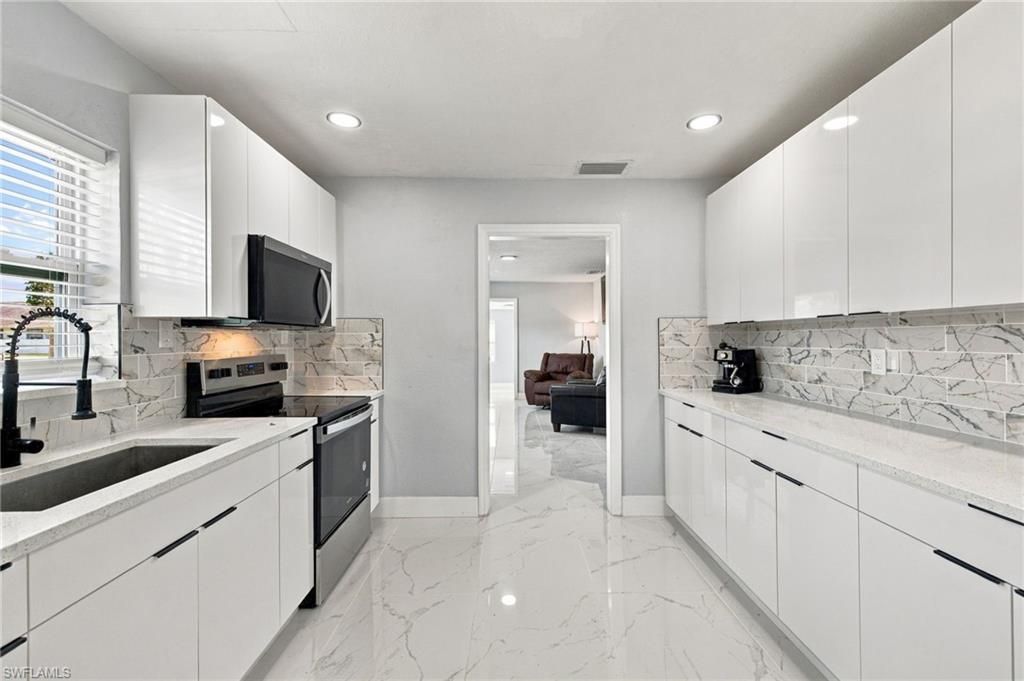 380 New York Dr , Fort Myers, FL 33905 Photo