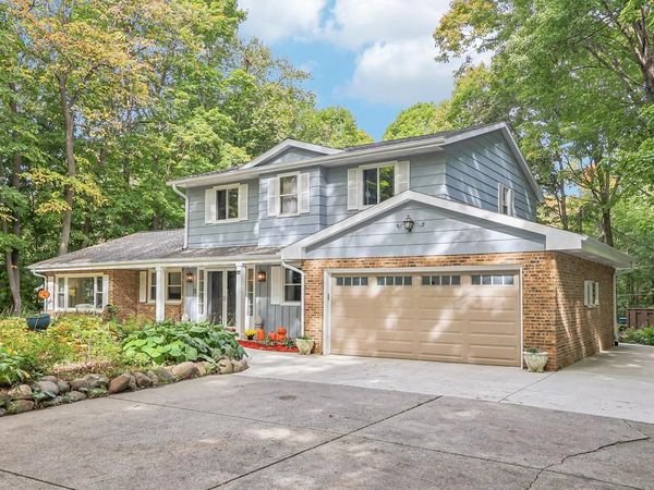 8480 W Edgerton AVENUE, Greendale, WI 53129