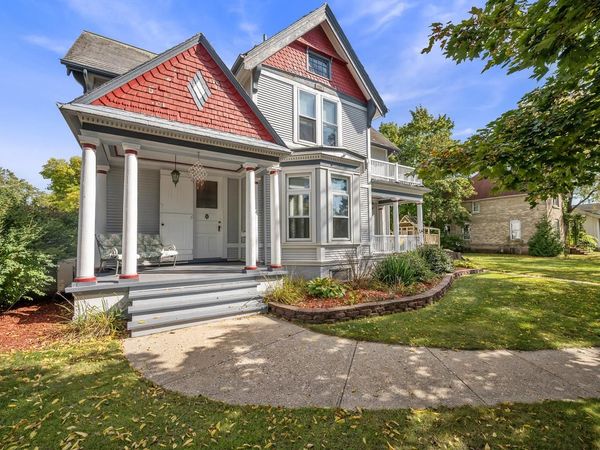 232 N West AVENUE, Jefferson, WI 53549