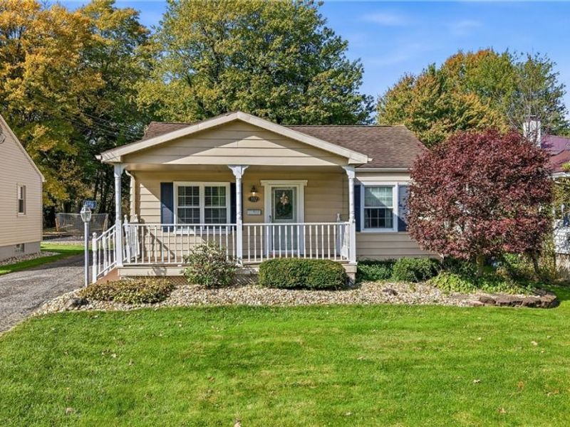332 Caroline Avenue, Hubbard, OH 44425 Photo 1