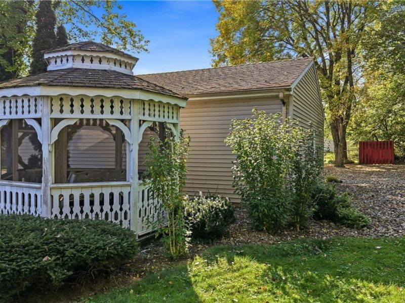 332 Caroline Avenue, Hubbard, OH 44425 Photo 32