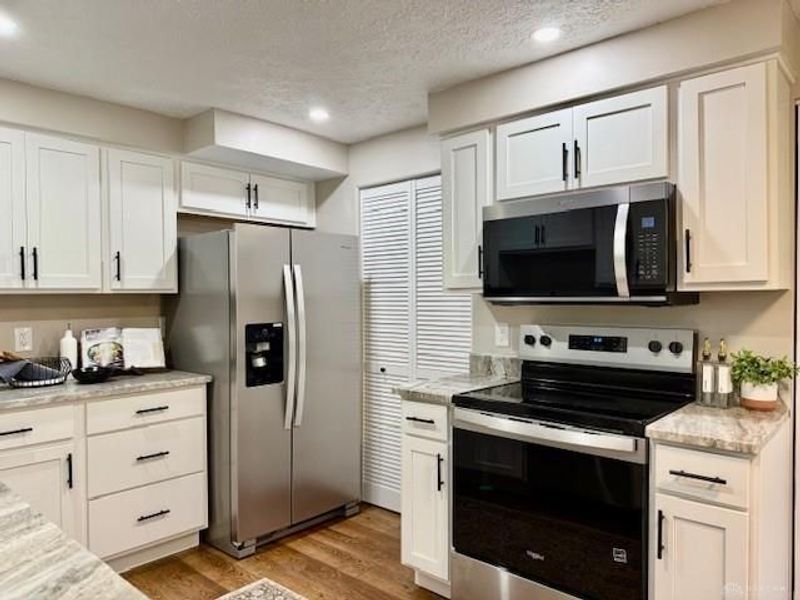 1019 Heathwood Drive, Englewood, OH 45322 Photo 10