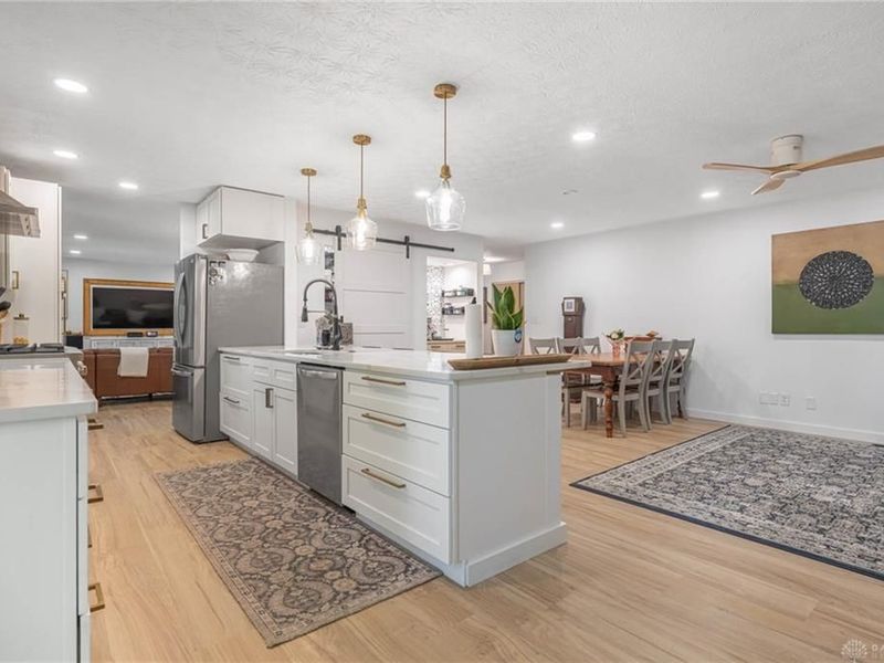 2447 Beechknoll Point, Centerville, OH 45458 Photo 8