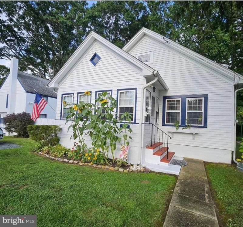 5827 S HAWTHORNE AVENUE , ROCK HALL, MD 21661