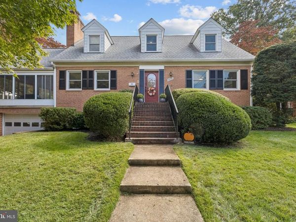 4035 N STUART STREET, ARLINGTON, VA 22207