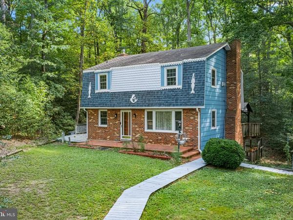 275 CASTLE DRIVE, MONTROSS, VA 22520