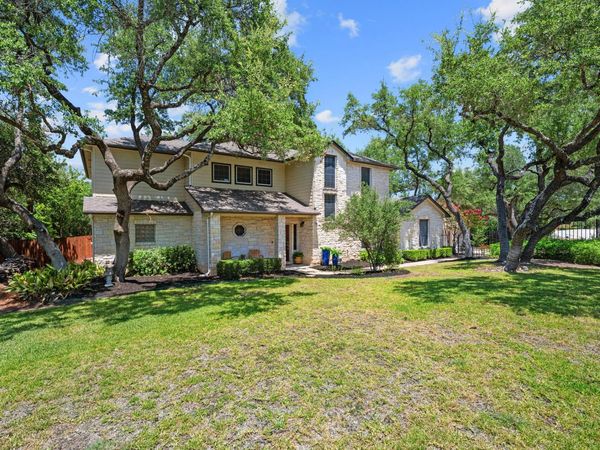 5002 Weletka DR, Austin, TX 78734