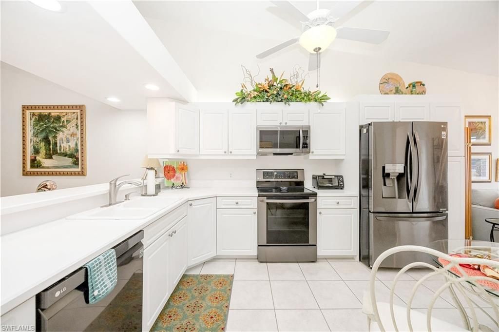 6730 Beach Resort Dr , Unit 8, Naples, FL 34114 Photo