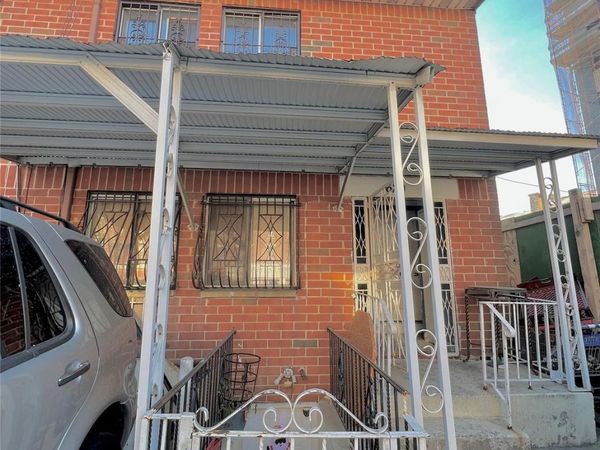 620 E 182nd Street , Bronx, NY 10457
