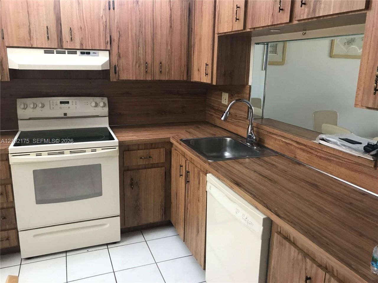 1101 Colony Point Cir , Unit 206, Pembroke Pines, FL 33026 Photo