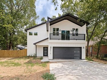 8916 Whitehall Lane, Dallas, TX 75232