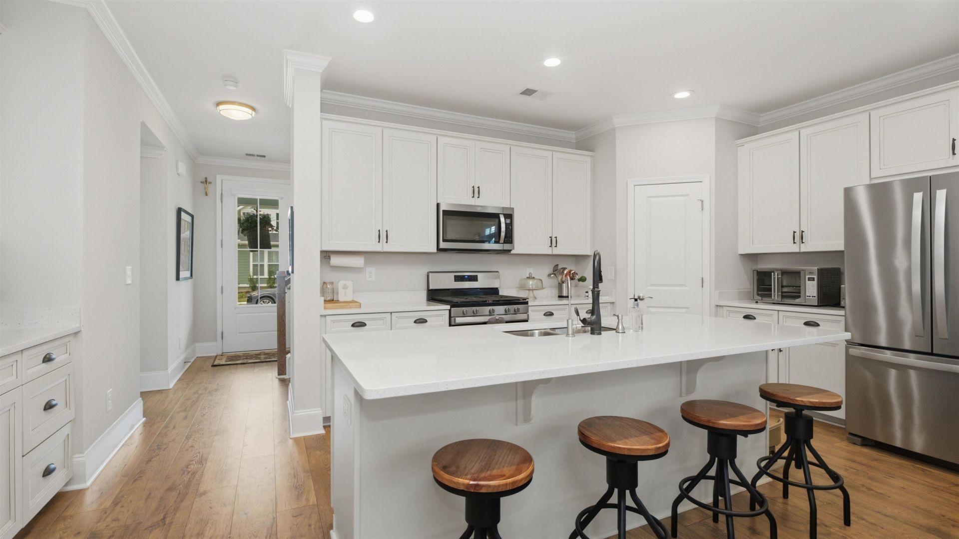 1815 Tryon Dr  Photo 19