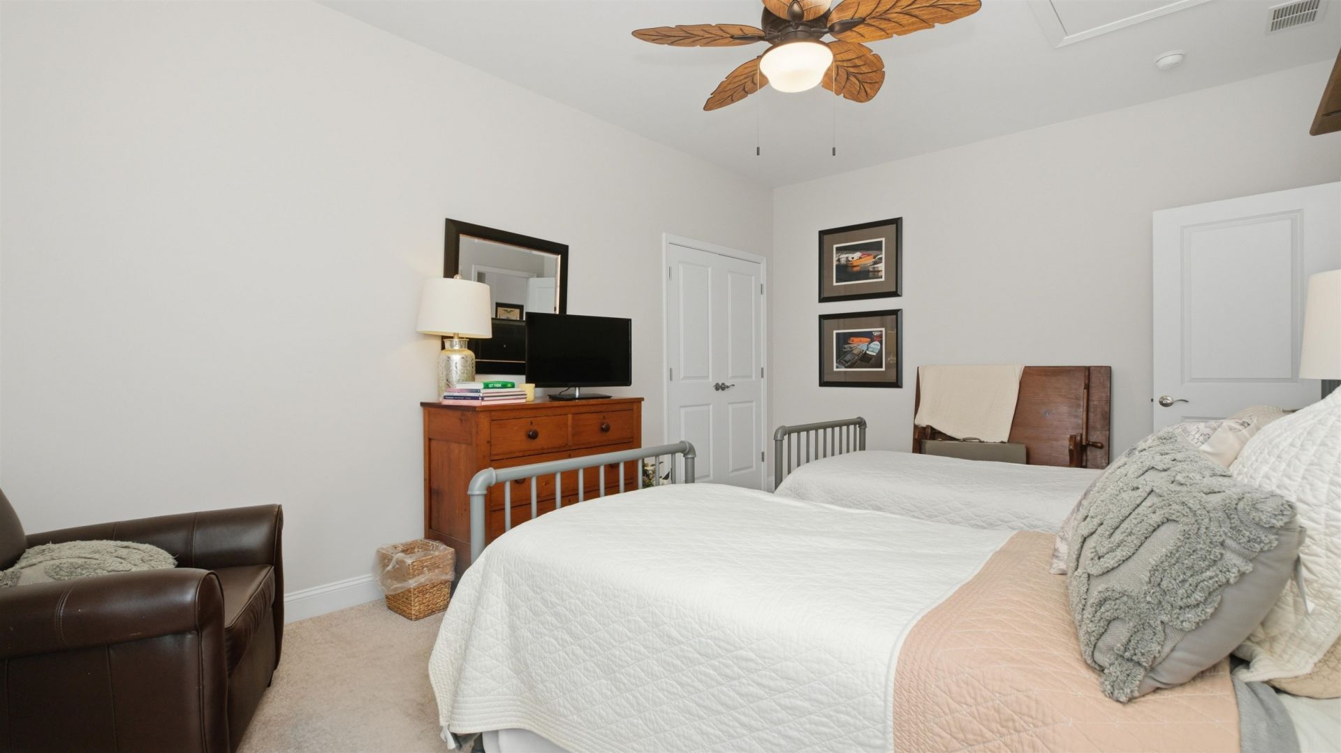 1815 Tryon Dr  Photo 39