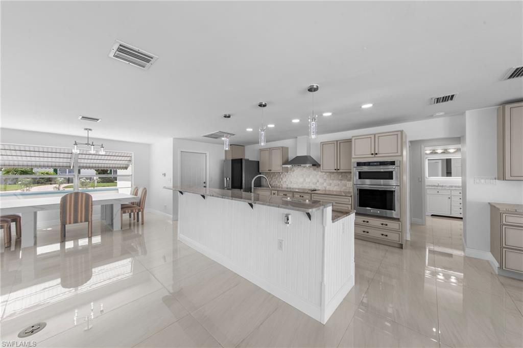 971 N Town And River Dr , Fort Myers, FL 33919 Photo