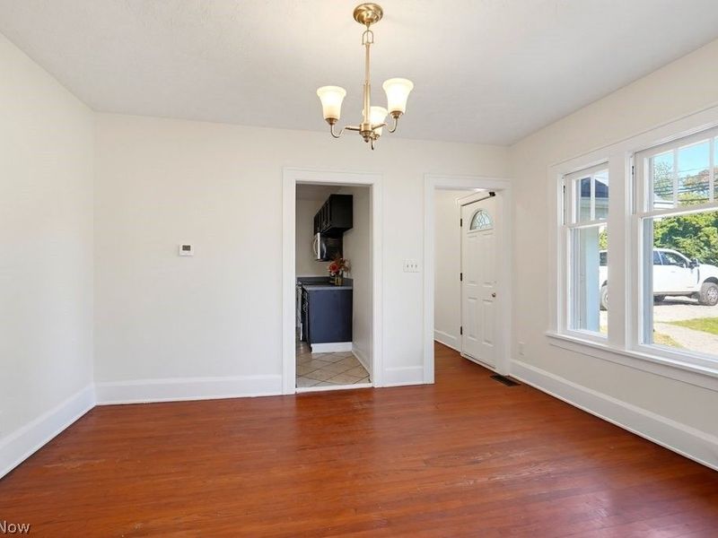 366 Riverside Drive, Painesville, OH 44077 Photo 8