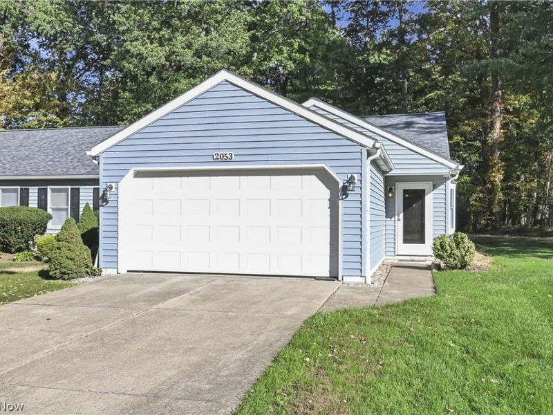 2053 Candlewood Drive, Unit 18-A, Avon, OH 44011 Photo 1