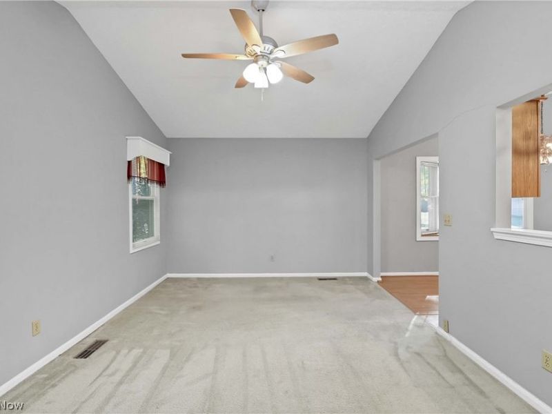 2053 Candlewood Drive, Unit 18-A, Avon, OH 44011 Photo 18
