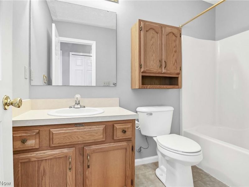 2053 Candlewood Drive, Unit 18-A, Avon, OH 44011 Photo 27