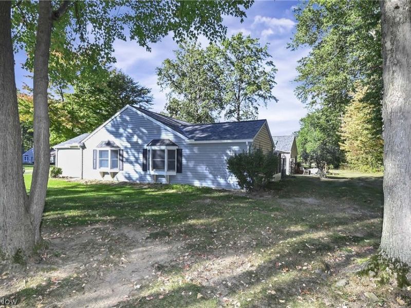 2053 Candlewood Drive, Unit 18-A, Avon, OH 44011 Photo 30