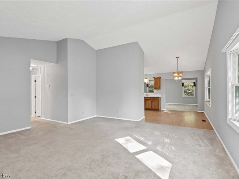 2053 Candlewood Drive, Unit 18-A, Avon, OH 44011 Photo 9
